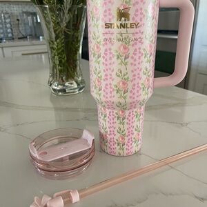 STANLEY LOVESHACK FANCY 40 oz Blooming Heirloom New in Box!